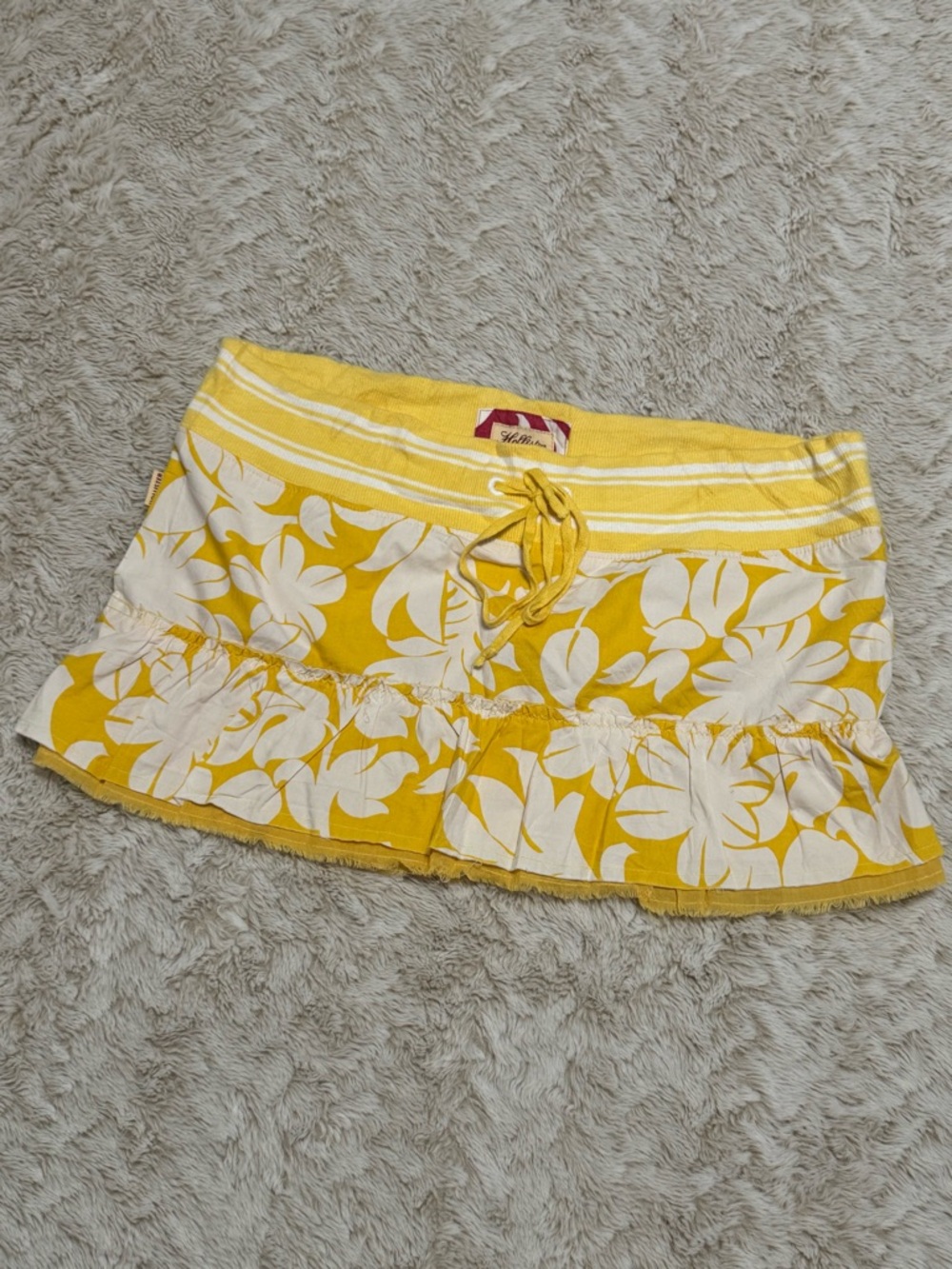 GRAIL vintage Hollister Yellow and White Floral Drawstring Skirt